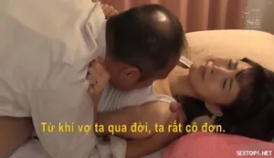 Em giúp việc chăm chỉ bú cu cho ông chủ