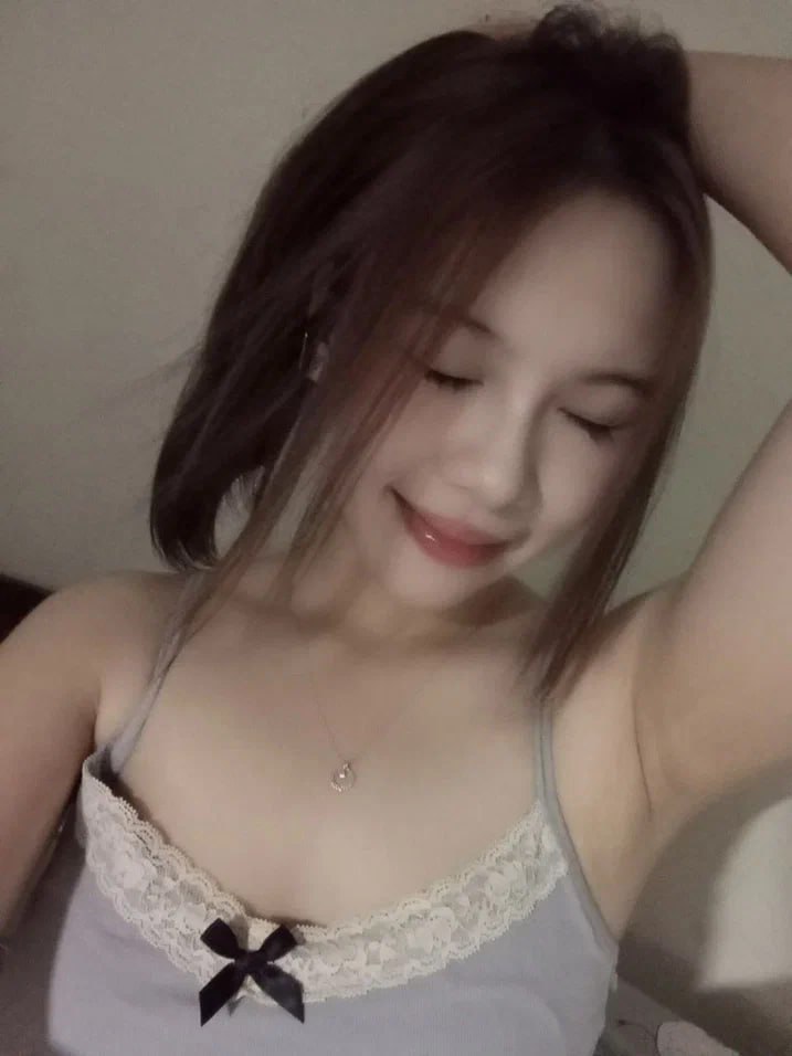 Experience the wild, muddy Japanese hardcore action with the crazy Rina Uchimura in this uncensored XXX JAV! Craving for some racy fun, Milf Rina Uchimura treasures